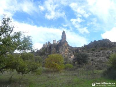 Viaje al Corazón del Barranco del Río Dulce; atapuerca visitas raquetas nieve alto del leon hotel la